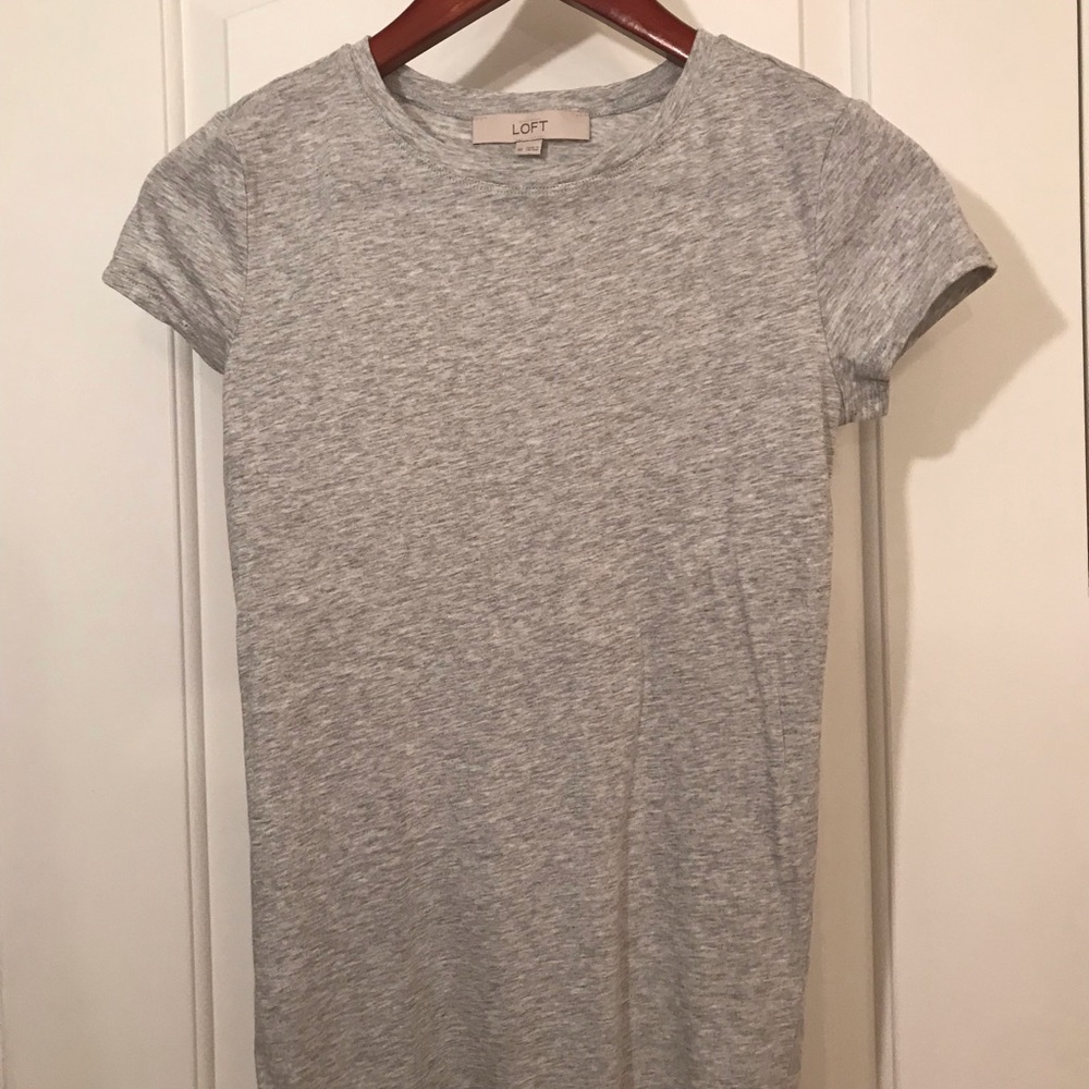 Ann Taylor Loft T-shirt 👚